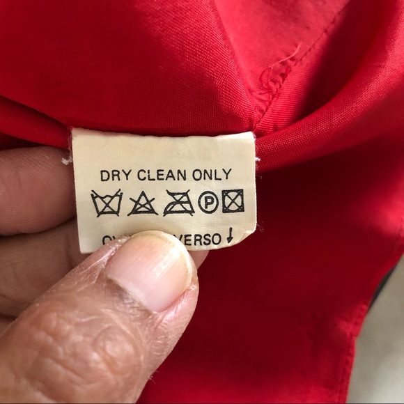 LIZ CLAIBORNE Collection Christmas Vest Sz 14 Red Multi Poinsettias - Picture 6 of 6